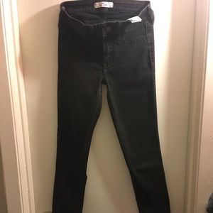 HOLLISTER BLACK SKINNY JEANS 1L